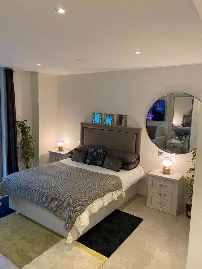 Ardwyn Studio Eurocity Apartments Гибралтар Екстериор снимка